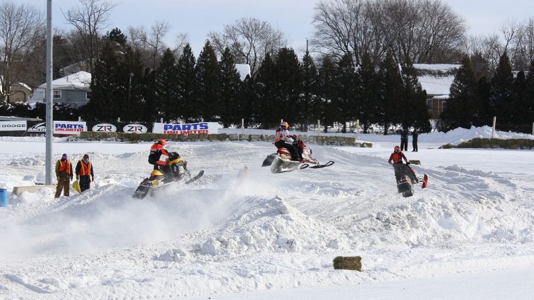 Snowcross – vauhdikas lumilaji